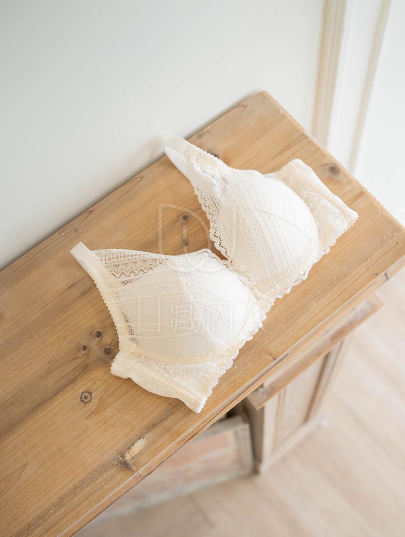 MIT浮光之夢 軟鋼圈內衣 B-C罩杯(黑）