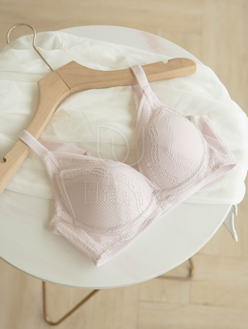 MIT霧紗月影 上薄下厚 超低脊心內衣 B-C罩杯(淺粉)