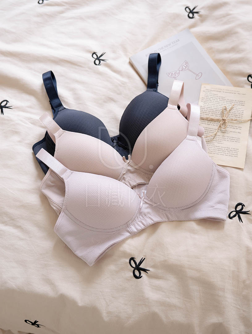 MIT輕氧之森 膠原蛋白 無鋼圈內衣 B-C罩杯(水藍)