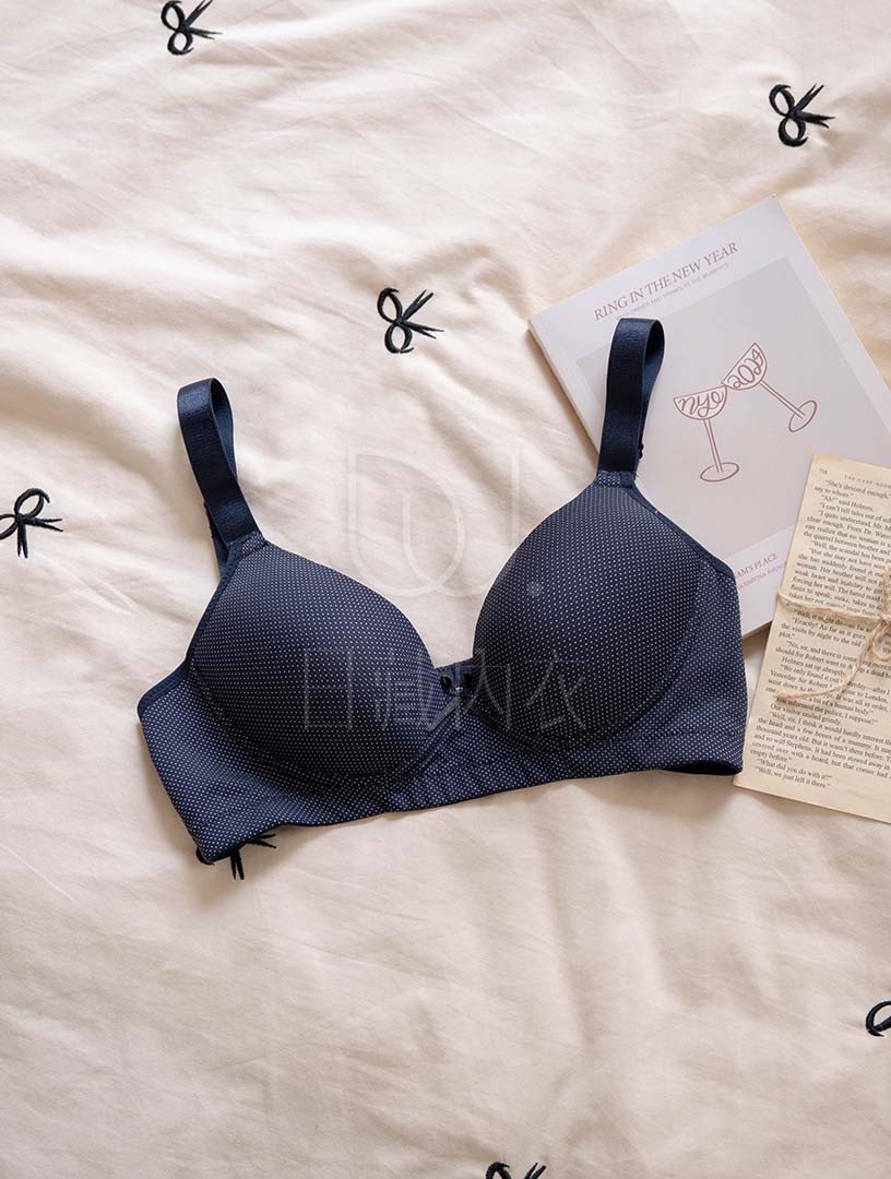 MIT輕氧之森 膠原蛋白 無鋼圈內衣 B-C罩杯(水藍)