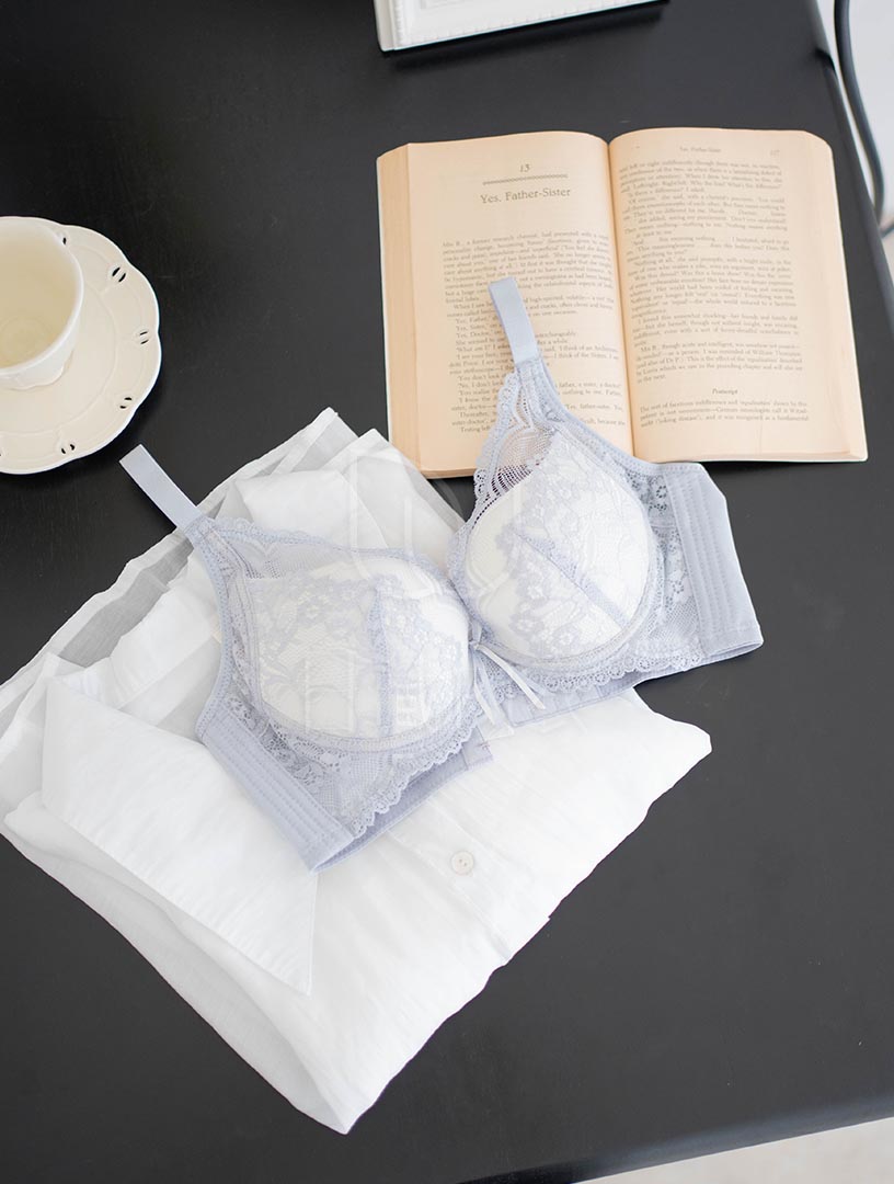 MIT湖畔葉影 上薄下厚 吸濕排汗 軟鋼圈內衣 B-C罩杯(淺灰藍)