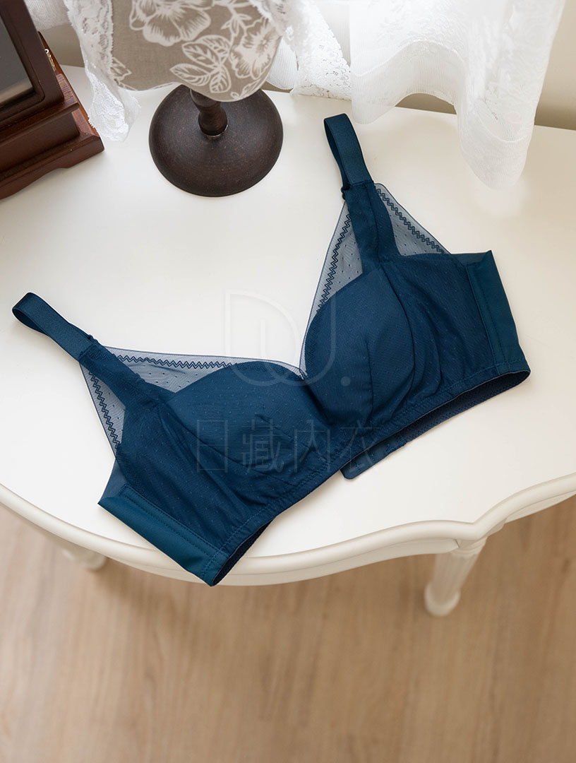 MIT輕描時刻 無鋼圈內衣 B-C罩杯 (深藍)