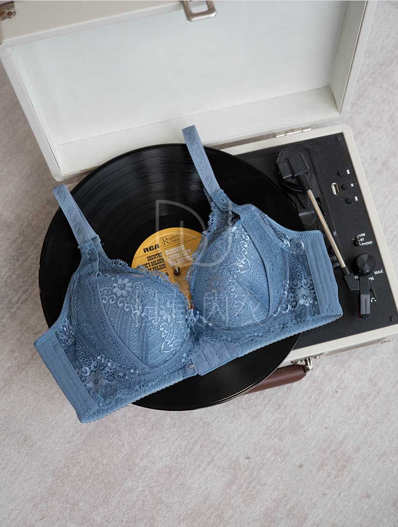 MIT微光札記 上薄下厚 月牙軟鋼圈內衣 B-C罩杯（灰）