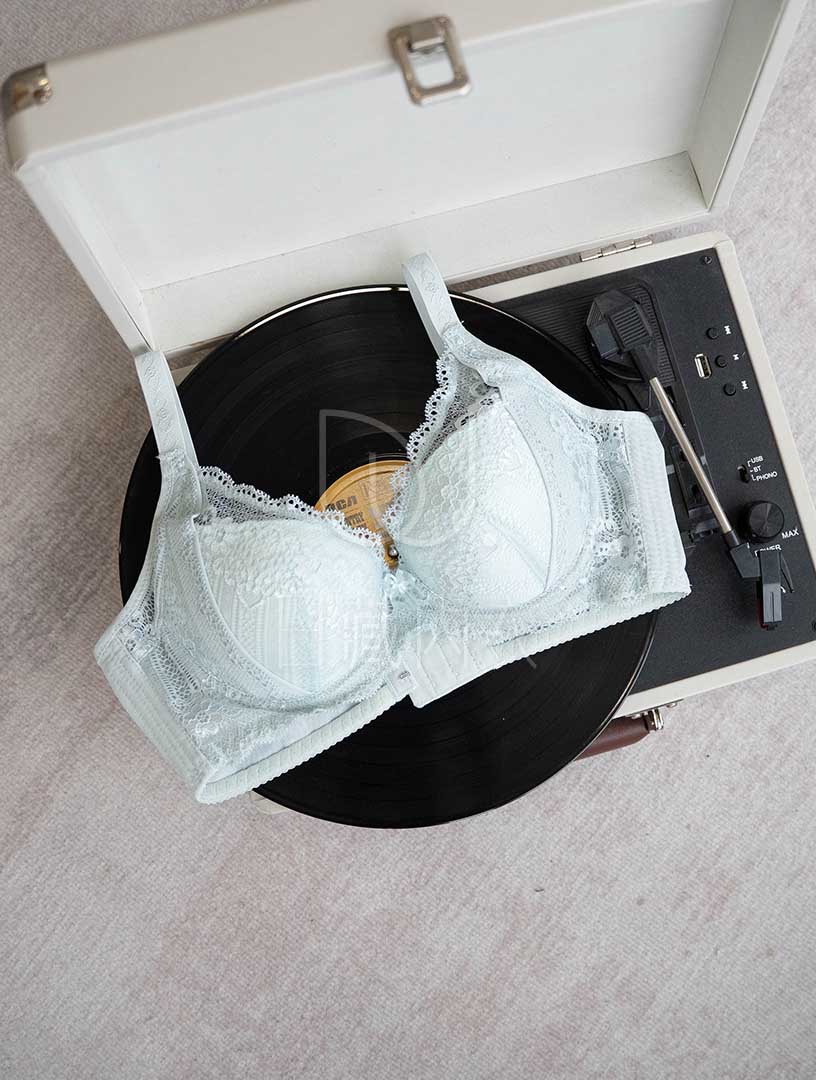 MIT微光札記 上薄下厚 月牙軟鋼圈內衣 B-C罩杯（灰）