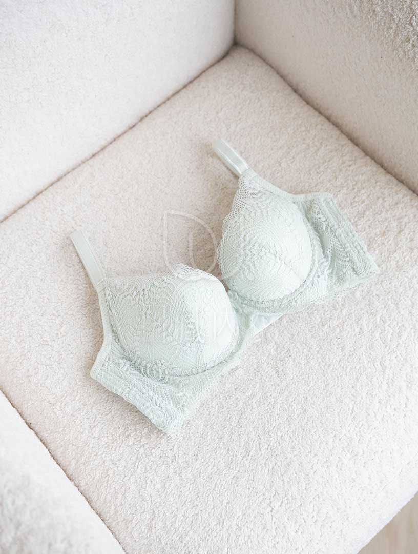 MIT青森小語 上薄下厚 軟鋼圈內衣 B-C罩杯 (淺綠)