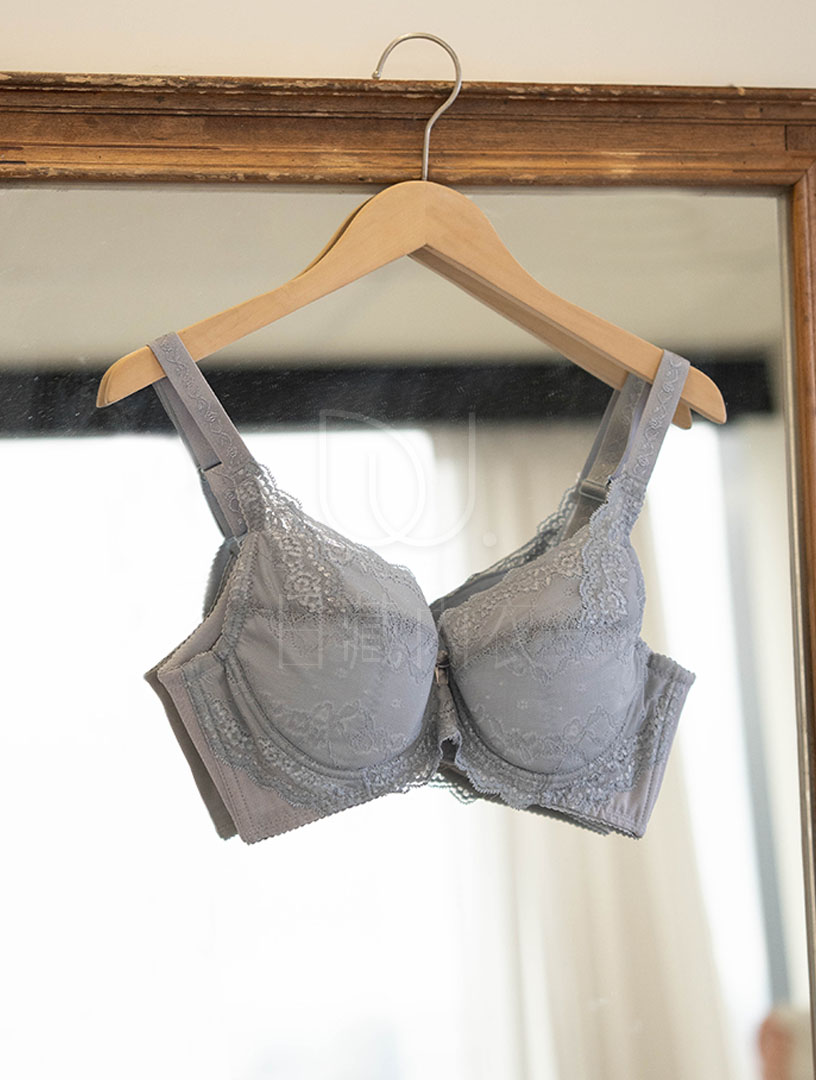 MIT 凡爾賽密語 支撐包覆 機能內衣(灰)