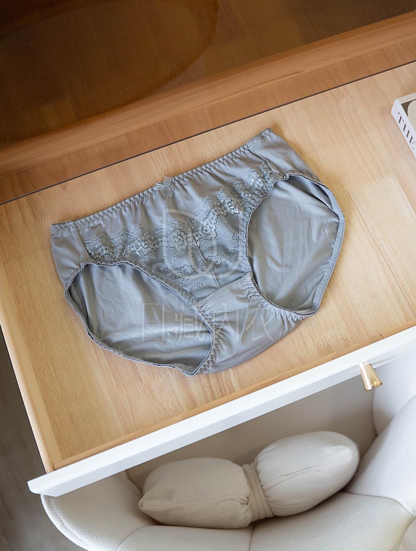 MIT凡爾賽密語 內衣【配褲】(Free)L - XL (膚粉、灰、黑)