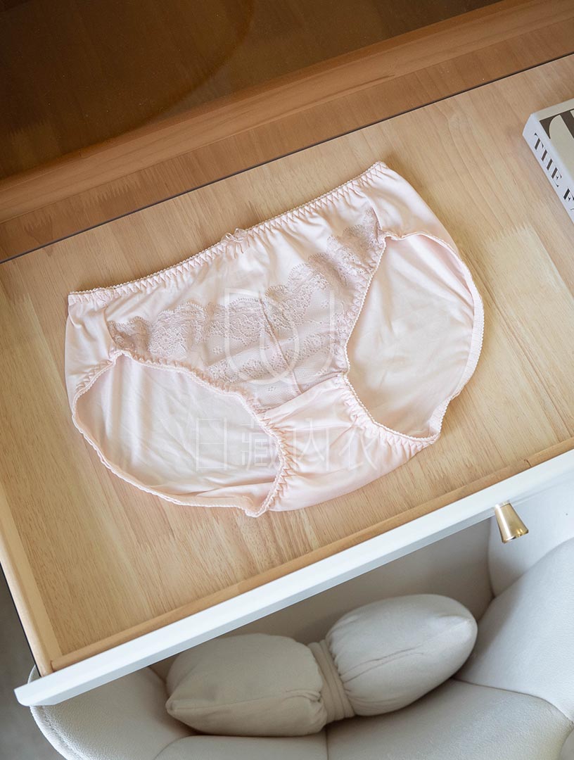 MIT凡爾賽密語 內衣【配褲】(Free)L - XL (膚粉、灰、黑)