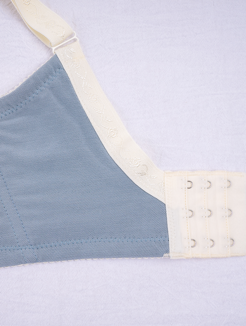 MIT鳶尾花語 全罩式 包覆集中內衣 C-G罩杯 (白)