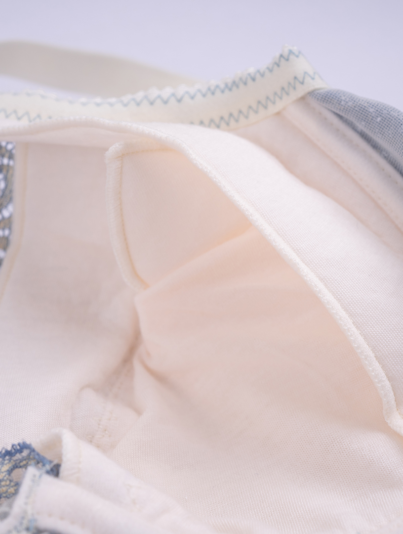 MIT鳶尾花語 全罩式 包覆集中內衣 C-G罩杯 (白)